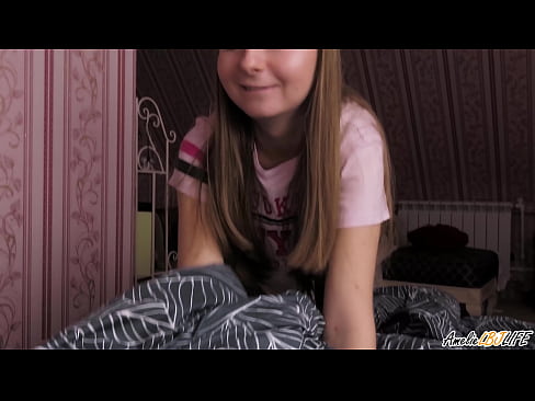 ❤️ Blondie-k bere BFF-ren sakon zurrupatzen du eta esperma jasotzen du ahoan ️ Porno vk pornoan eu.hentaiteca.ru